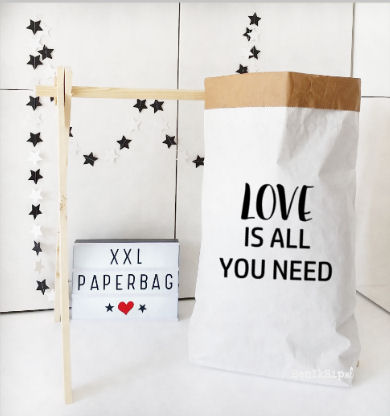 Paperbag Love is all you need