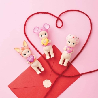 Sonny Angel Message of Love